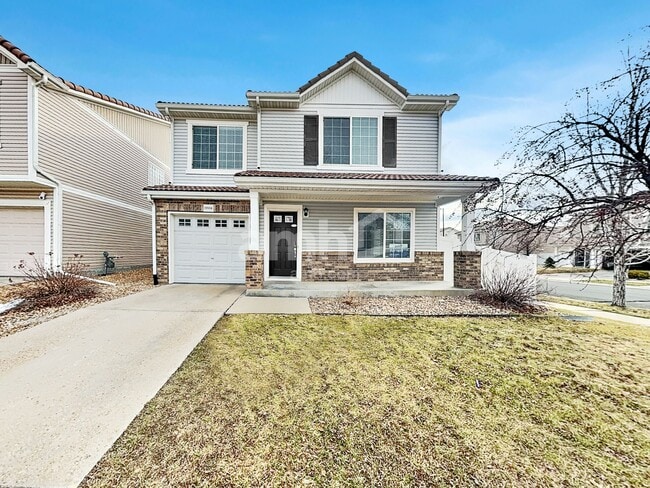 Building Photo - 19904 Robins Dr