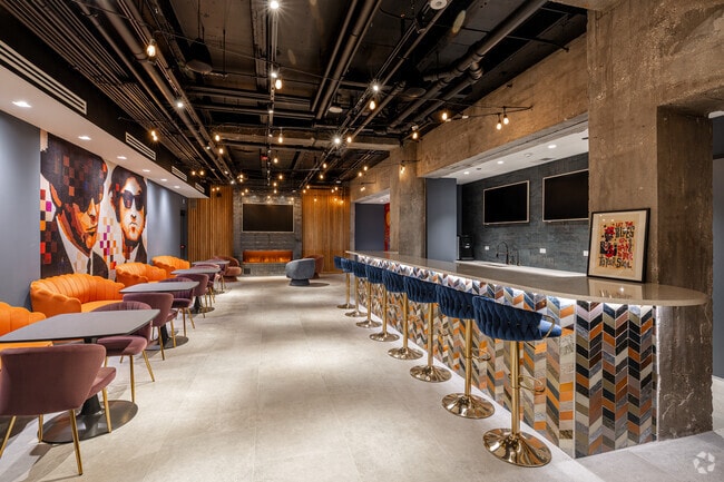 Casa club - The Nest at Lincoln Park West