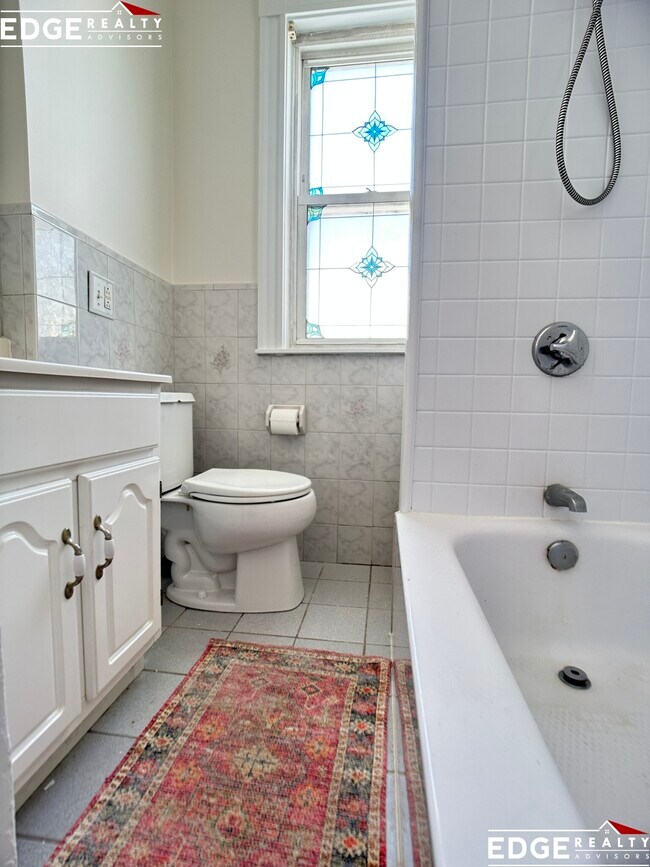 Foto del edificio - 80 Fairbanks St