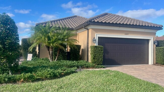 Building Photo - 11697 Callisia Dr