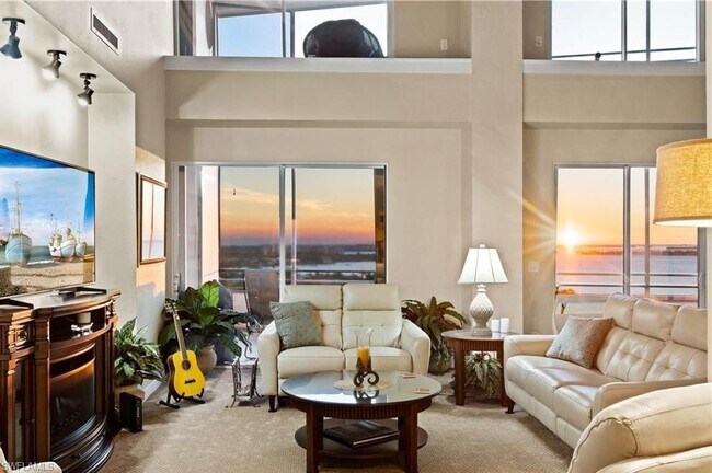 Foto del edificio - 5260 S Landings Dr
