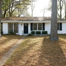Building Photo - 2720 Green Oaks Dr