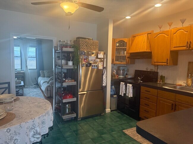 Foto del edificio - 235 Washington Ave