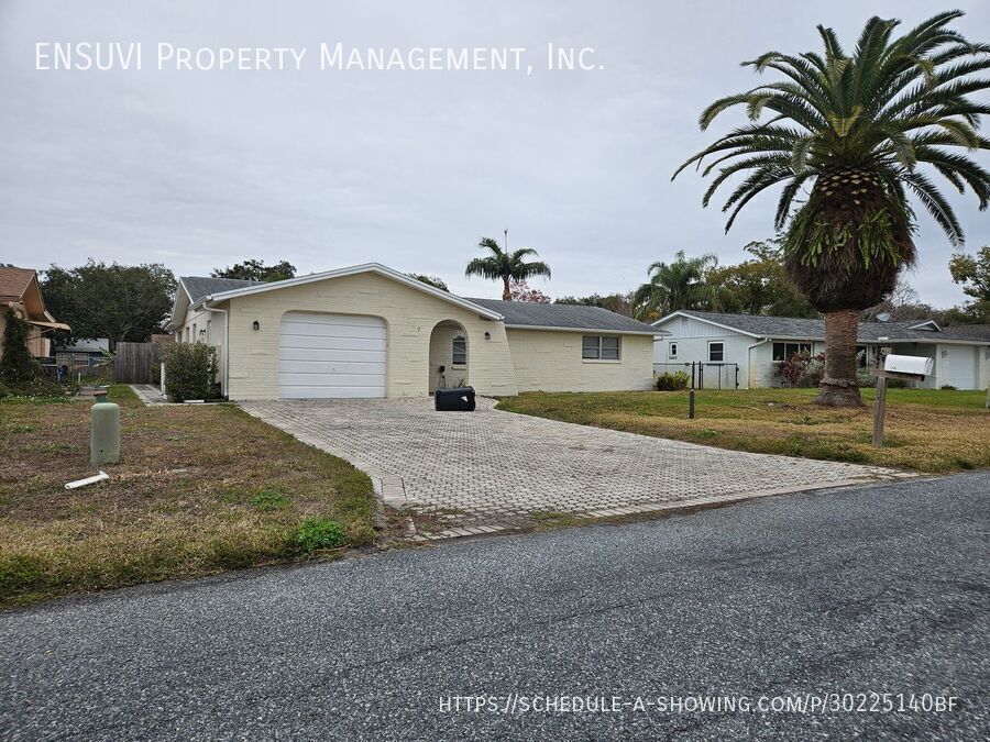 Primary Photo - Beautiful 3 Bedroom 2 Bath Lake Home