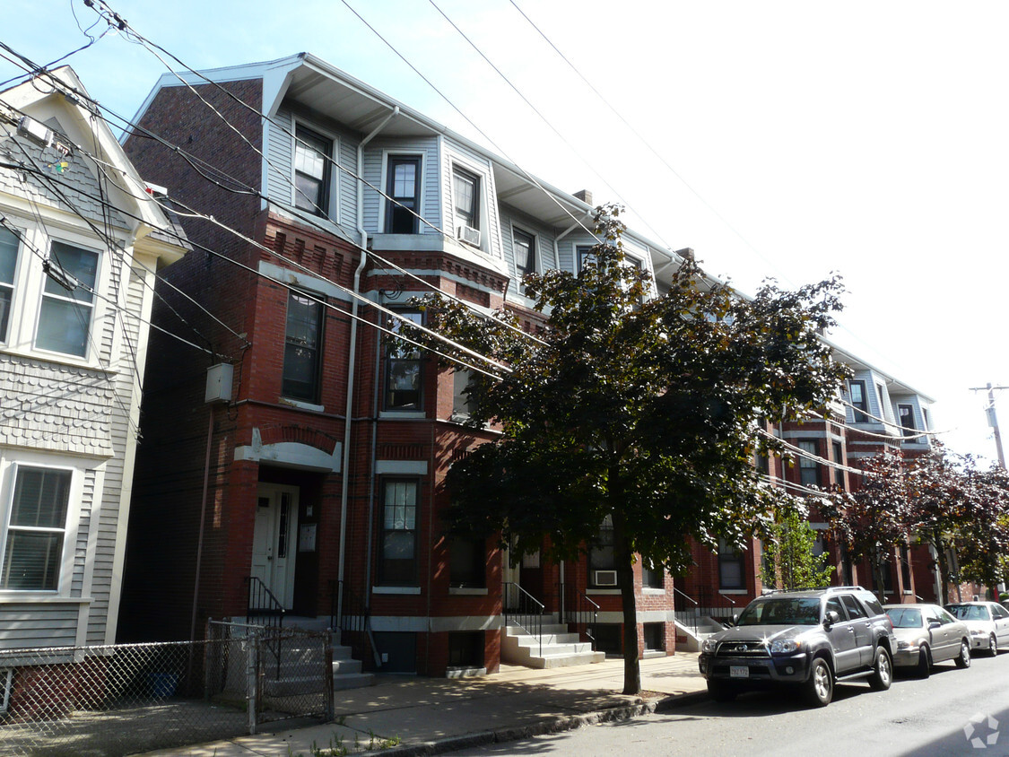 Primary Photo - Concord-Beacon Apartments