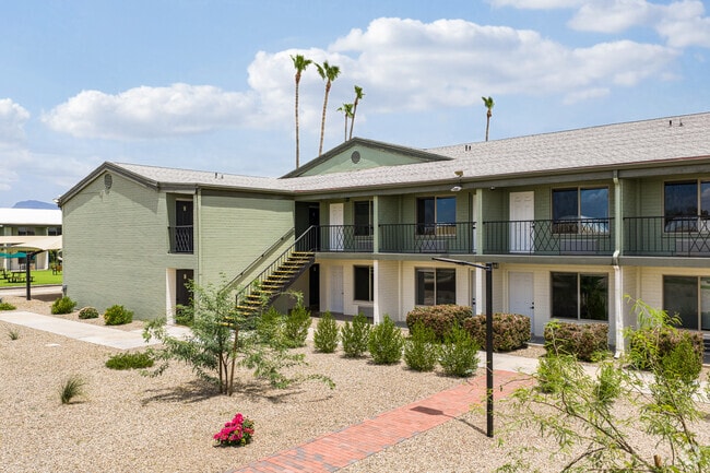 Building Photo - Solaris at Tucson