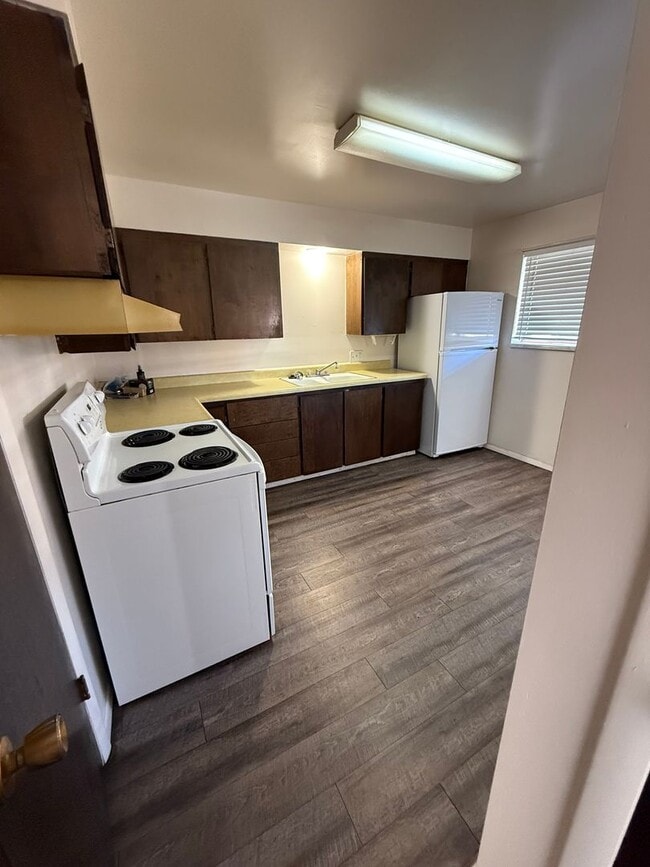 Foto del edificio - CS-1070 E 800 N