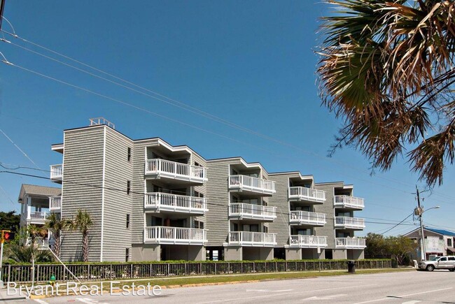 Building Photo - 1 br, 1 bath House - 1102 North Lumina Ave...