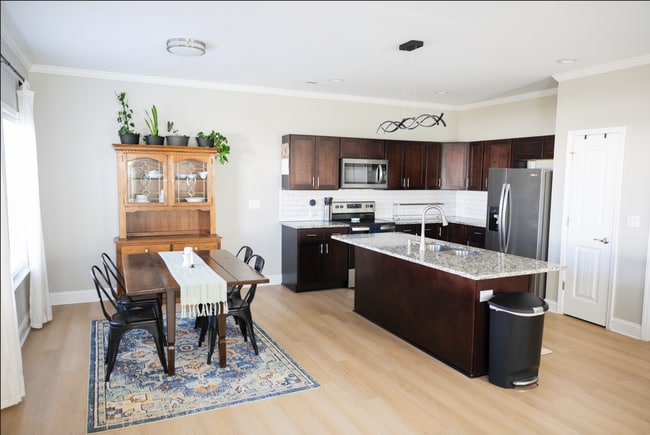 Building Photo - 2486 Griffith Rd