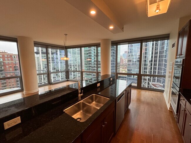 Foto del edificio - 1235 S Prairie Ave