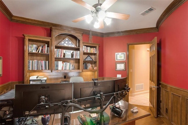 Building Photo - 5408 Golden Sunset Ct