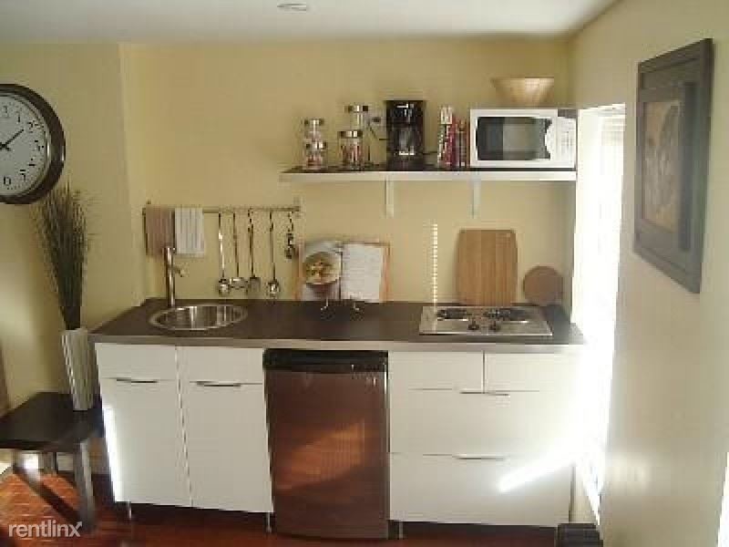 Primary Photo - 52 W 9th St