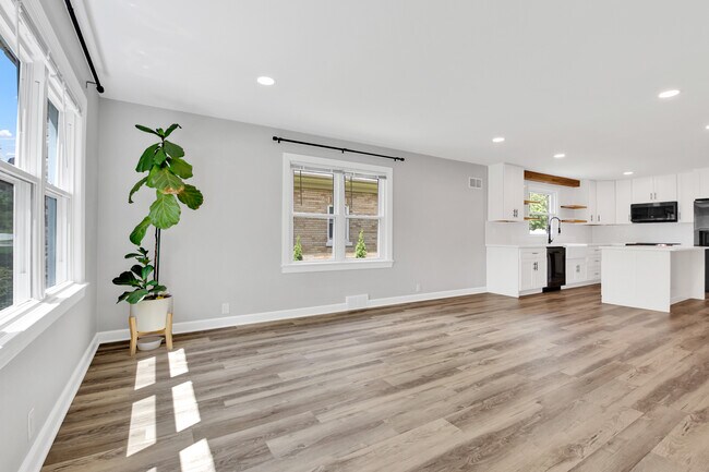 Foto del edificio - 1066 Poplar St