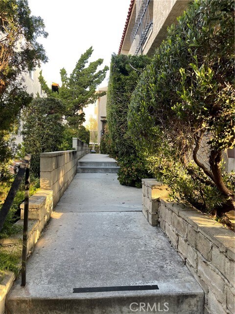 Foto del edificio - 8041 Redlands St