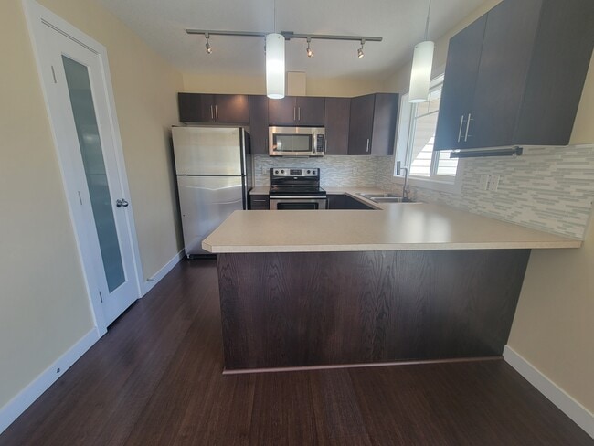 Building Photo - 5134 Mullen Rd