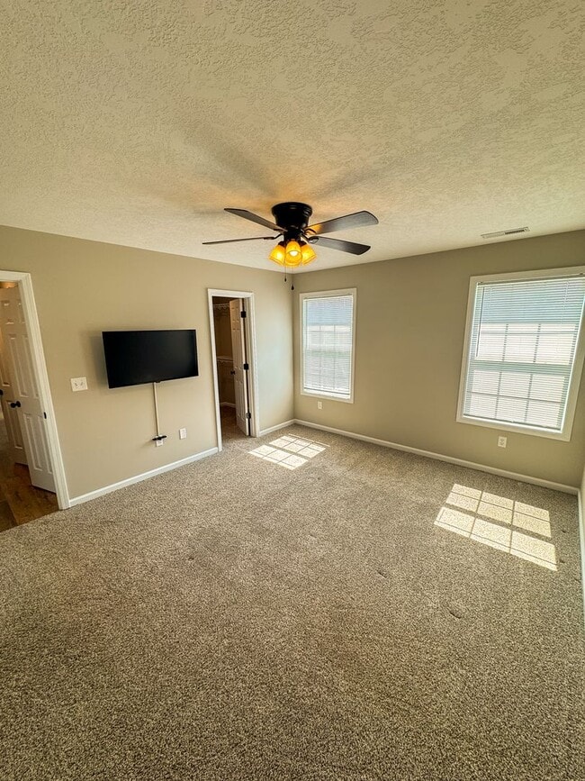 Building Photo - 3 Bed 2 Bath in Jacksonville!