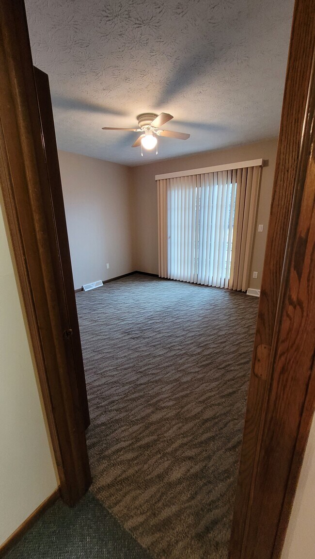 Front Bedroom - 1173 N Carpenter Rd