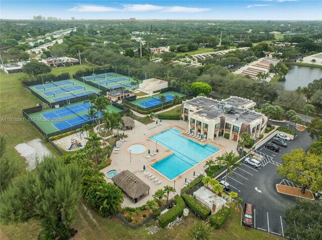 Foto del edificio - 7827 SW 106th Cir