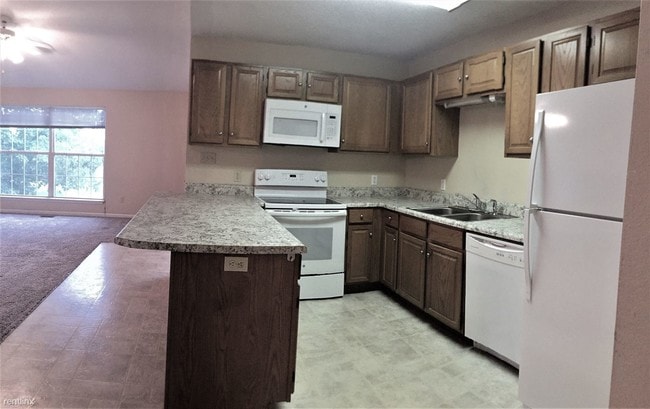 Building Photo - 3 br, 2 bath Duplex - 319 Hannah Dr