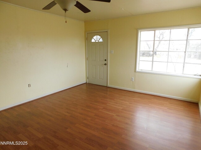 Building Photo - 251 Jersey Ln