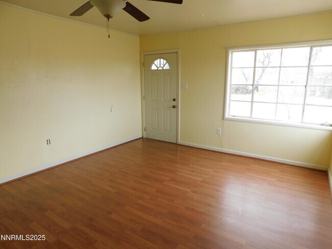 Foto del edificio - 251 Jersey Ln