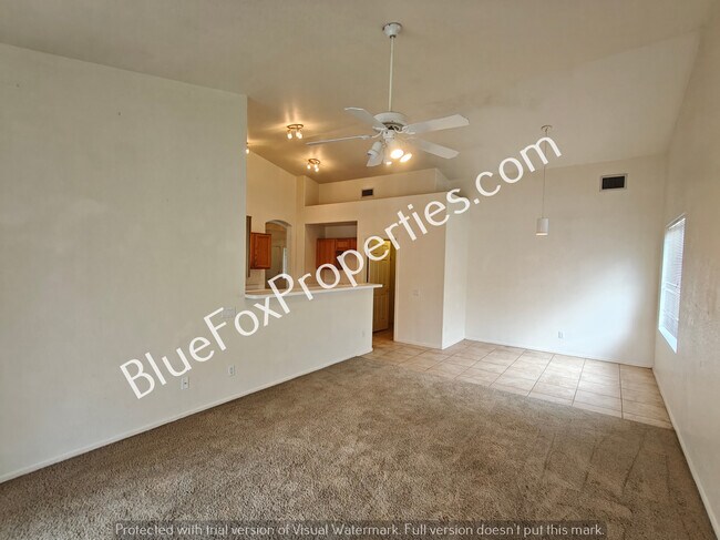 Foto del edificio - 7600 W Summer Sky Dr