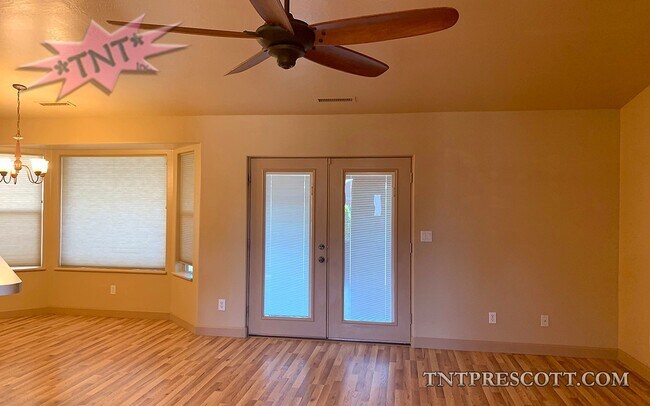Building Photo - Home in Prescott Valley