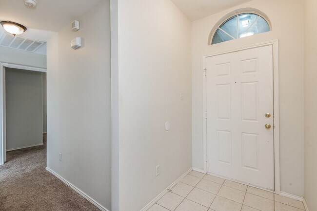 Foto del edificio - 1101 Marcia Ln