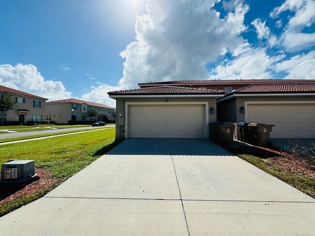 Building Photo - 2923 Via Tuscany Way