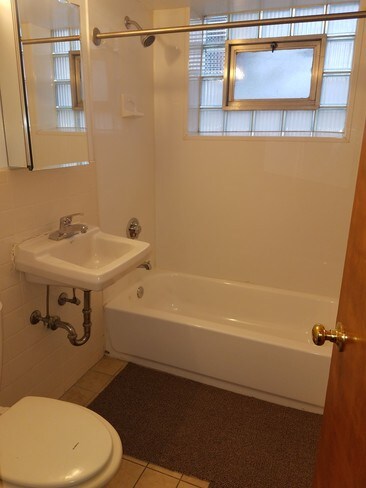 Foto del edificio - 5700 W 35th St