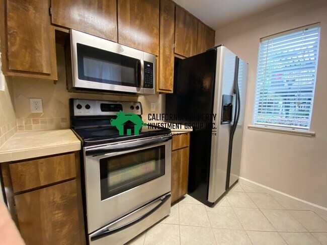 Foto del edificio - 110 Luna Grande Cir