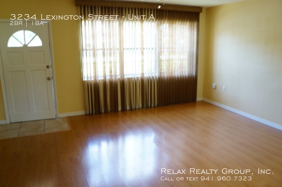 Foto del edificio - Charming 2 bedroom/1 bath duplex in Gulf Gate