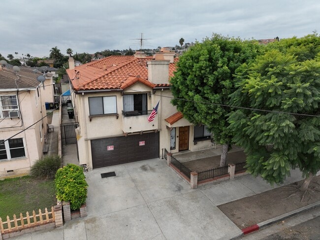 3D Exterior - 555 W. 20th St.