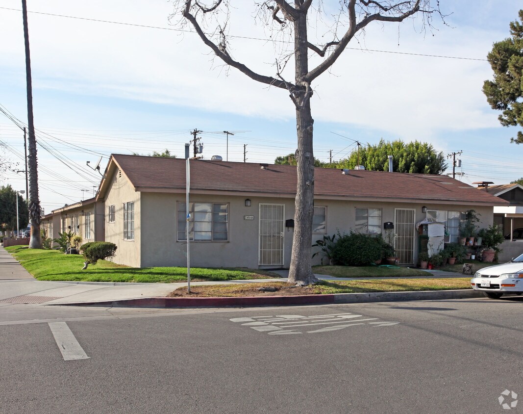 Foto principal - 294-296 S Oak St