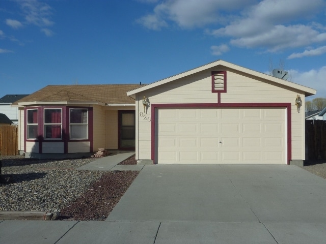 Primary Photo - 620 Willow Dr