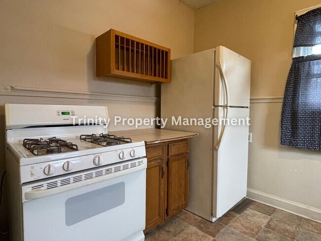 Foto del edificio - 649 Birch St