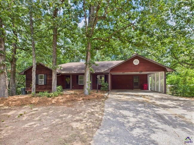 Building Photo - 1167 Roundtable Ln
