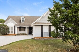 Building Photo - 35 N Greenfield Cir