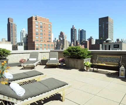 Building Photo - 401 E 60th St