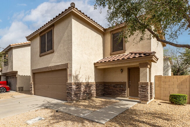 Building Photo - 1043 S San Vincente Ct