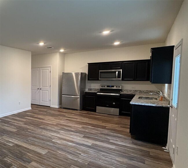 Building Photo - 364 Bell Rings Dr