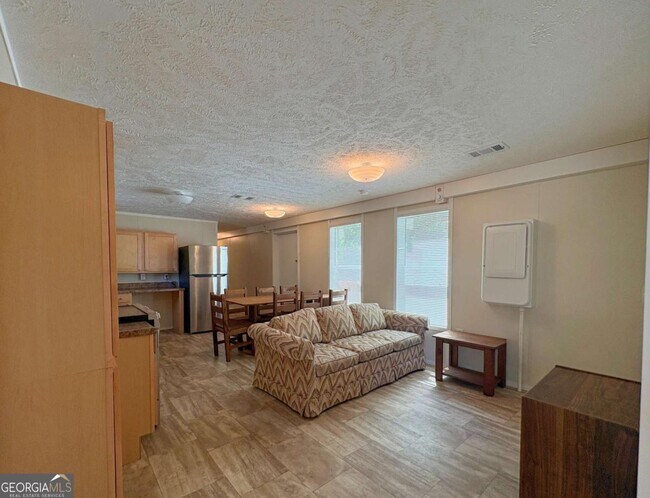 Foto del edificio - 203 Sloan St