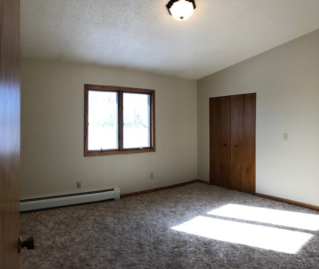 924 W Ridge St Unit 2, Marquette, MI 49855 Apartments at 924 W Ridge