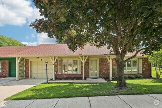 Building Photo - 5 Woodacre Dr