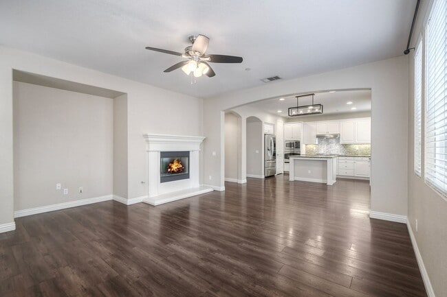 Foto del edificio - Charming Lake Rancho Viejo Home – Beautifu...