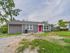 Building Photo - 8404 E 47th Terrace