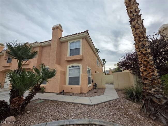 Building Photo - 8453 Vast Horizon Ave