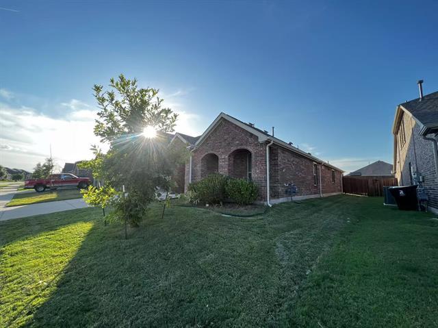 Building Photo - 1333 Renoir Dr