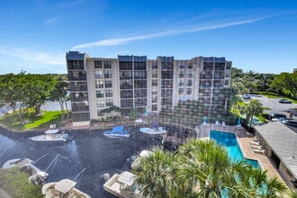 Building Photo - 20 Royal Palm Way