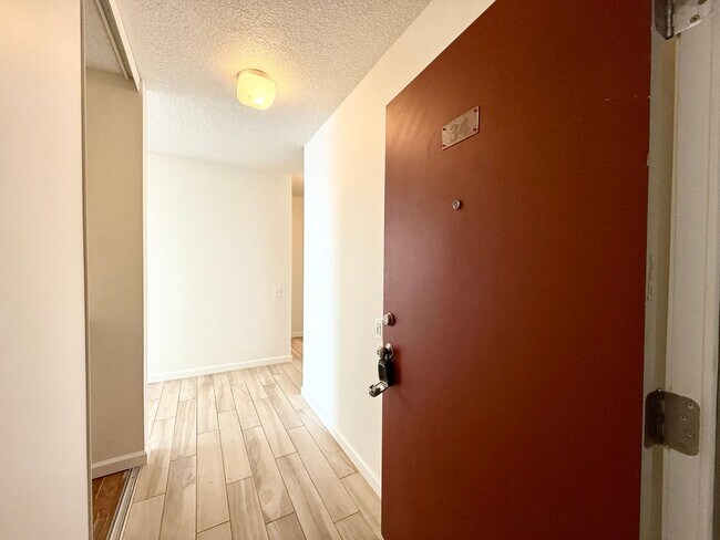 Foto del edificio - Recently Updated Condo with OCEAN VIEW - W...